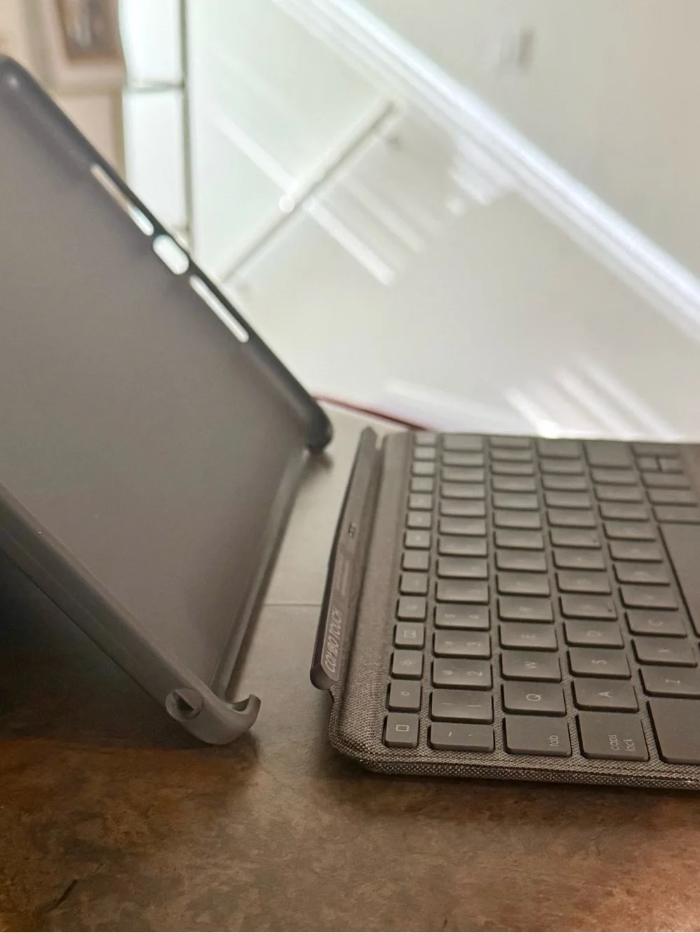 Logitech Tablet Keyboard Case with Trackpad - Black
